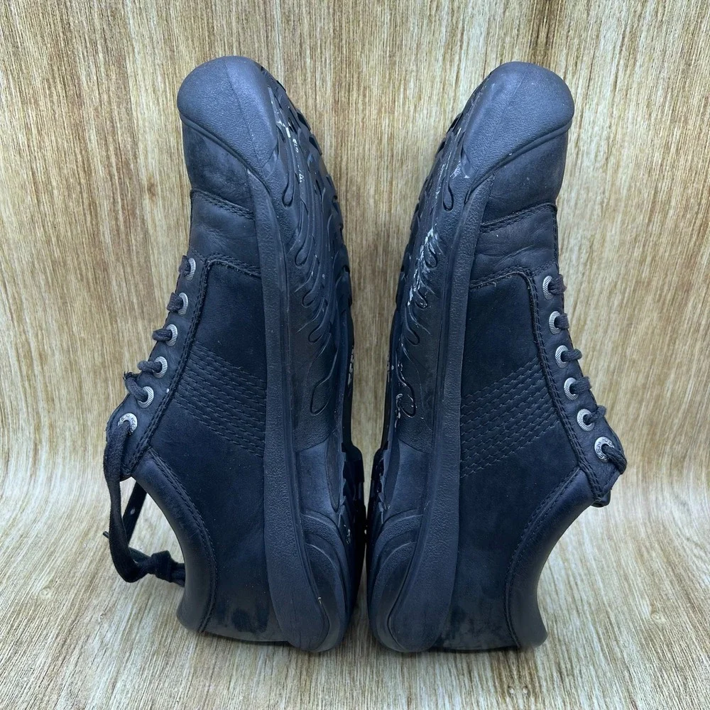 Keen Austin Walking Shoes Men's Size 12 Black Leather Lace Up Casual 1002990
